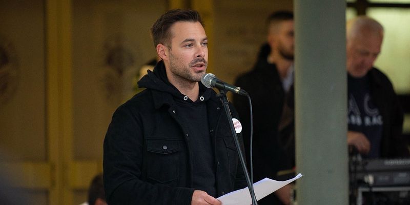 Ammar Mešić nakon ranijeg otkaza zbog kritike vlasti proslavio izborni rezultat: Poručio da je Srbija slobodna