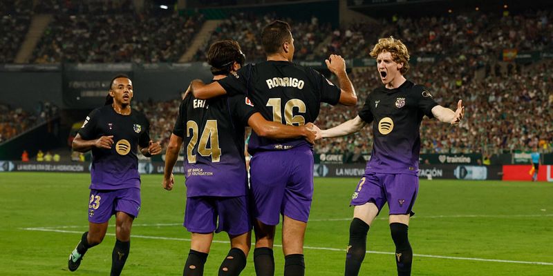 Barcelona slavila protiv Betisa sa 5:2 i zadržala maksimalan učinak u prvenstvu
