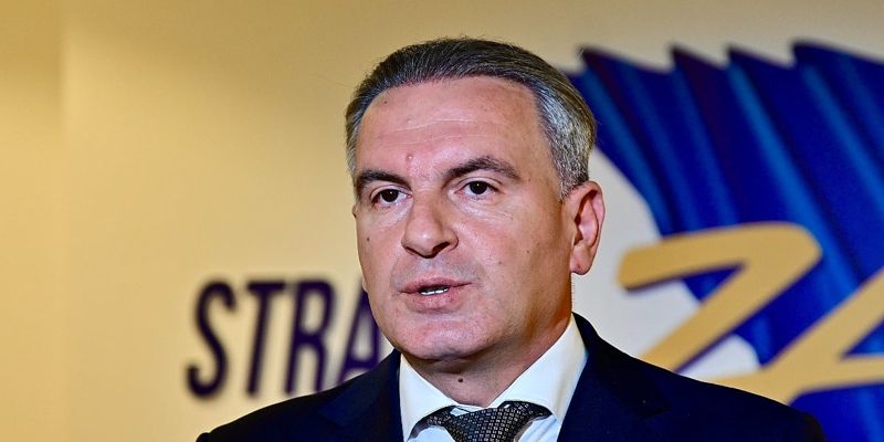 Smajić osudio smjenu Faruka Đozića u Srebrenici i najavio pravnu podršku