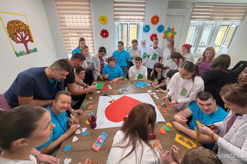 Tuzlanski Centar za autizam pokrenuo kampanju za proširenje kapaciteta: Više od 110 porodica na čekanju