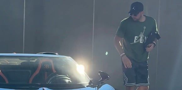 Luka Dončić privukao pažnju dolaskom na trening u rijetkom Bugattiju vrijednom pet miliona dolara