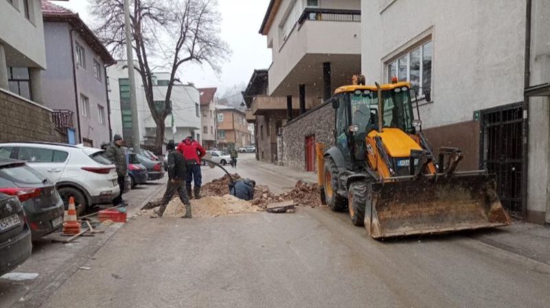 Najavljeni radovi na vodovodnoj mreži u Sarajevu: Prekidi u vodosnabdijevanju u više ulica