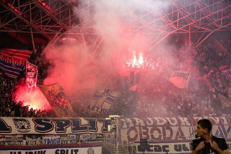 UEFA izrekla oštre sankcije Hajduku nakon incidenata navijača na susretu s Ajaxom