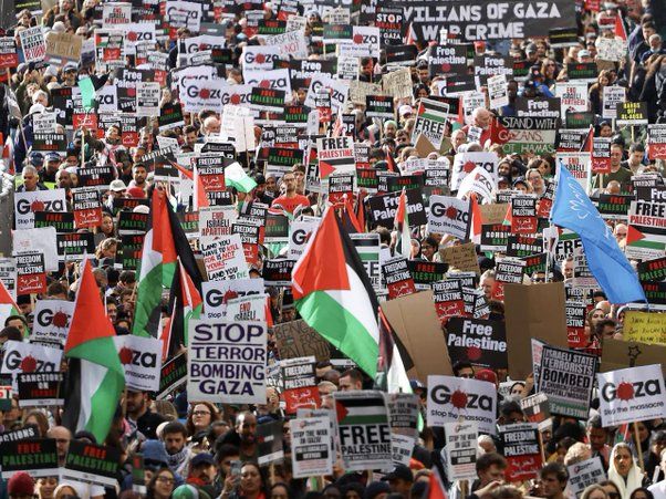 Masovni protesti u Londonu: Hiljade demonstranata zahtijevaju uvođenje potpunih sankcija Izraelu