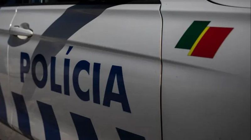 Tragedija kod Lisabona: Žena stradala u prevrnutom vozilu, vozač pobjegao s mjesta nesreće
