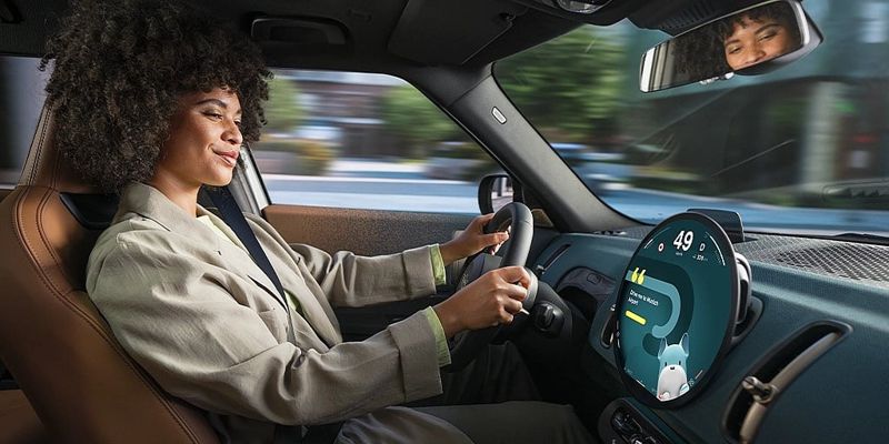 Mini ostaje pri okruglom ekranu uprkos izazovima s prilagođavanjem sistema Apple CarPlay i Android Auto