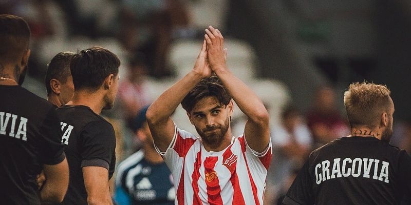 Sukob u vrhu Cracovije: Predsjednik kluba se usprotivio vlasniku zbog prodaje Ajdina Hasića