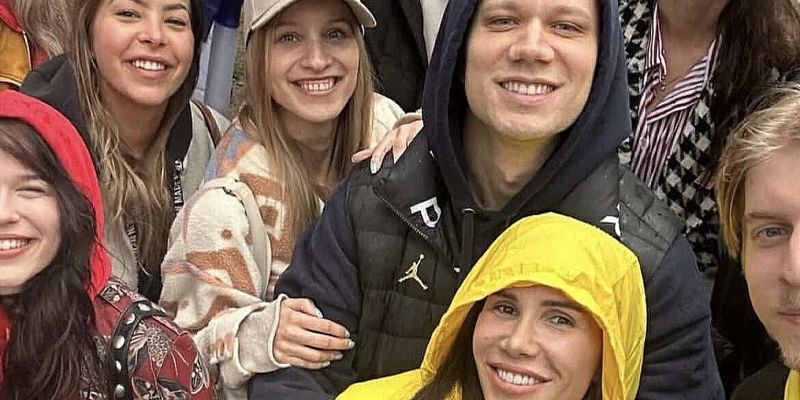 Relja Popović podijelio mural Duška Vujoševića poslije izbornog uspjeha Studentske liste: „Svako zlo ima svoj kraj!"