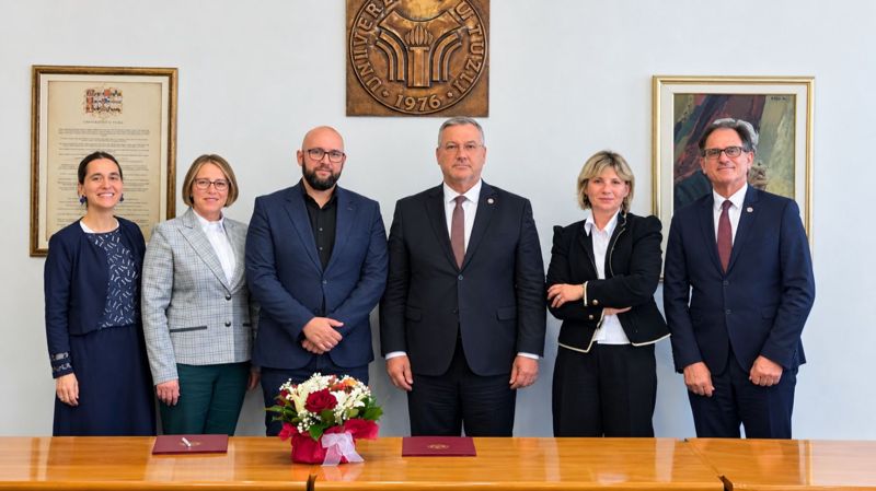 Bosnalijek i Univerzitet u Tuzli ozvaničili saradnju kroz Bosnalijekovu akademiju