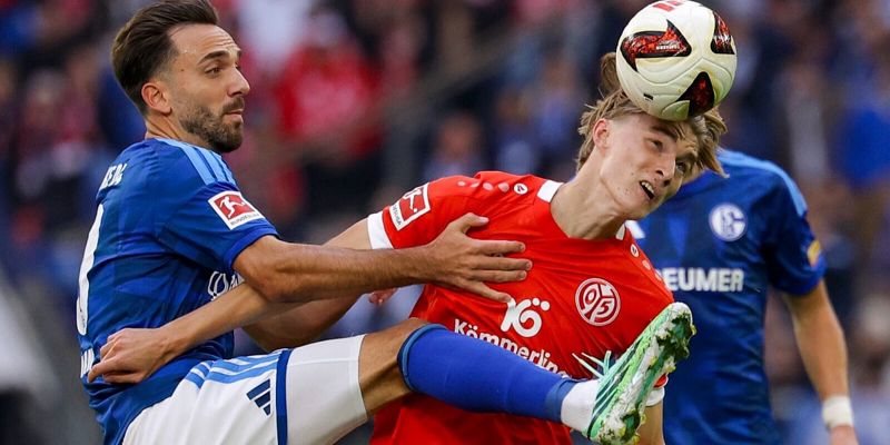 Remi Kölna i Schalkea bez pogodaka, Katić na terenu svih 90 minuta dok je Džeko ostao na klupi