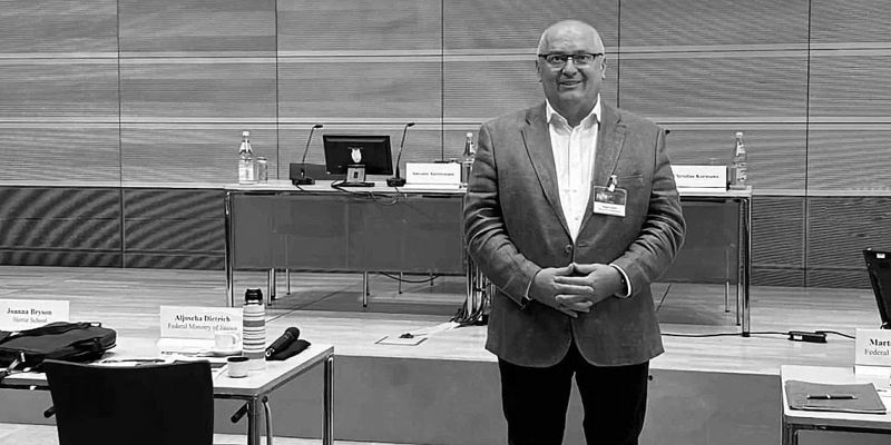 Preminuo Dragan Prusina, dugogodišnji direktor Službenog lista BiH