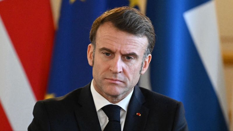 Makron najavio oštre kazne nakon nereda tokom protesta u Francuskoj