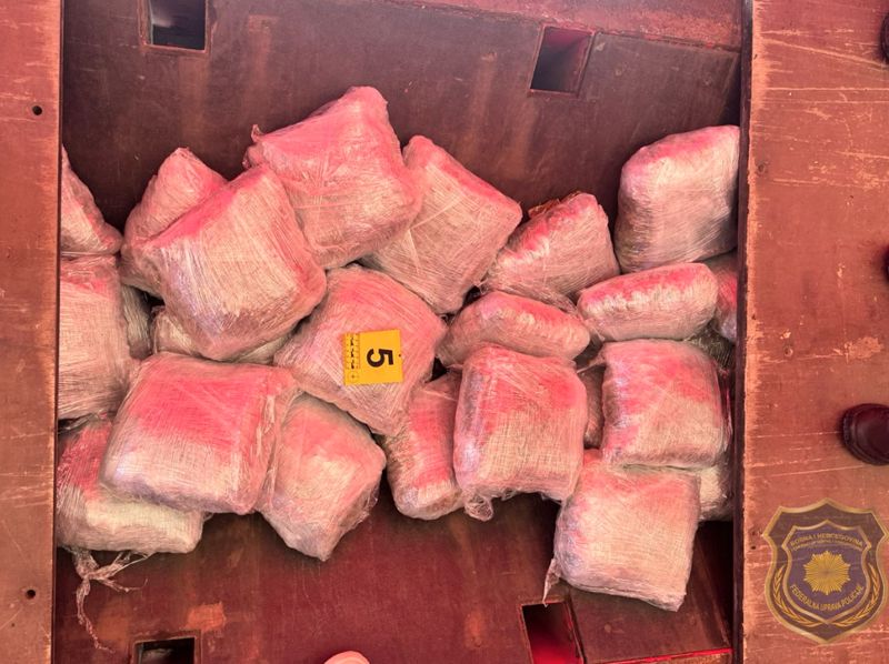 U policijskoj akciji „Kamen“ kod Gruda zaplijenjeno oko 100 kilograma marihuane i uhapšen muškarac