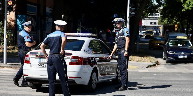 Policija u Sarajevu isključila iz saobraćaja vozača bez dozvole: Dugovao gotovo 7.500 KM neplaćenih kazni