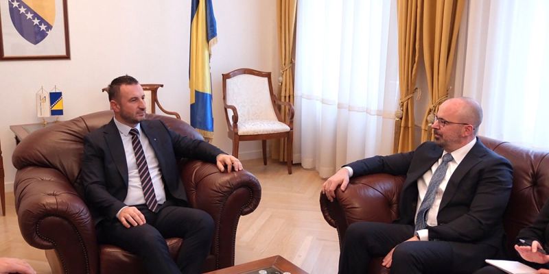 Ginkel u posjeti Semiru Efendiću: U fokusu jačanje saradnje i čestitke na izbornom uspjehu